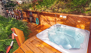 Outdoor Hot Tub